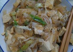 大葱炒豆腐加剩菜