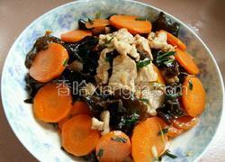 黑木耳胡萝卜肉片