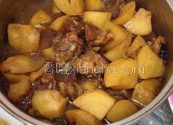 土豆烧排骨
