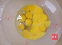 空心菜根炒腌鹑蛋的做法图解2