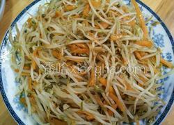 豆芽炒胡萝卜丝儿