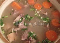 砂锅煲筒子骨