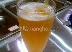 花枝冰绿茶