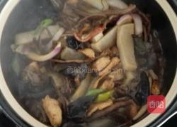 茶树菇魔芋鸡肉煲的做法图解7