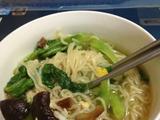 香菇青菜鸡蛋面