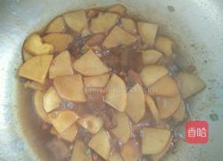 腌猪肉土豆烩豆角的做法图解5