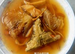 鱼翅响螺猪骨头汤