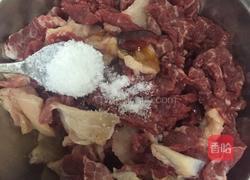 姜蓉蒸雪花牛肉的做法图解3