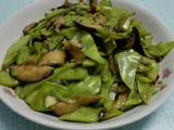 素炒香菇荷兰豆