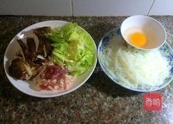 五花肉炒粉的做法图解1
