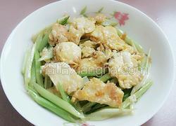 芹菜炒鸡蛋