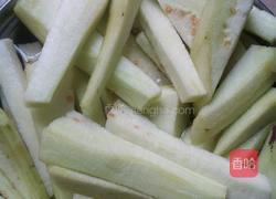 鱼香茄子的做法图解1
