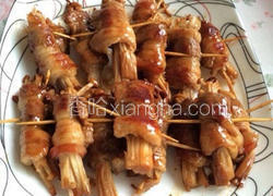 五花肉卷金针菇