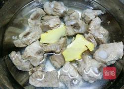 糖醋排骨的做法图解3