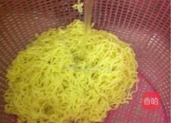 炒方便面的做法图解3