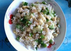 三丁玉米香肠炒饭