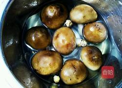 三丝会首(肉、香菇、青椒)的做法图解2