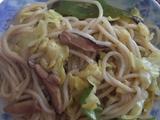 圆白菜素炒面