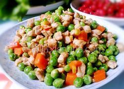豌豆炒肉丁