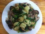 香菇肉片闷日本豆腐