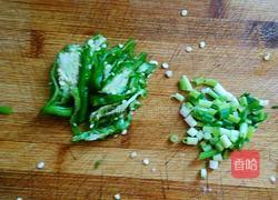 胡萝卜炒肉丝的做法图解3