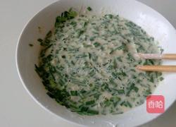 韭菜鸡蛋饼的做法图解3