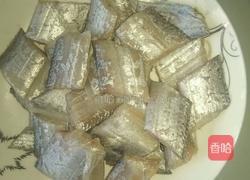 红烧带鱼段的做法图解1
