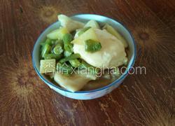 蔬菜面条汤