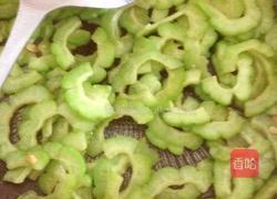 清炒苦瓜的做法图解6