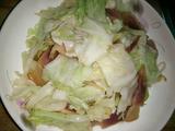 腊肉手撕包菜的做法[图]