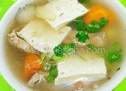 排骨肉燕汤