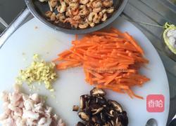 黄花菜炒粉丝的做法图解2