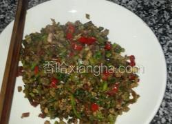 萝卜根炒肉末