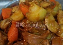 红烩土豆烧牛腩