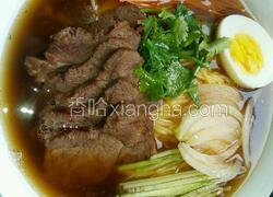 牛骨肉汤饸饹面