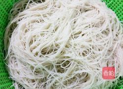 茼蒿菜炒米面的做法图解2