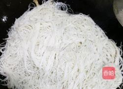 茼蒿菜炒米面的做法图解4