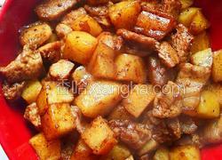 油豆腐土豆炒肉块