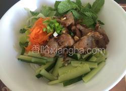越式猪肉干拌米粉