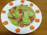 黄瓜炒火腿肠