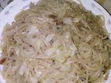 包菜炒米粉