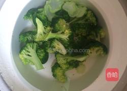 番茄炒西兰花的做法图解5