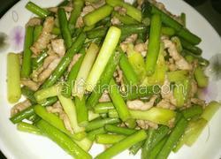 蒜苔炒肉丝