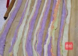彩虹条纹面条的做法图解12