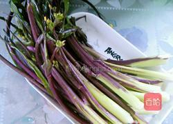 红苔菜炒肉片的做法图解1