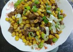 牛肉粒炒黄豆芽