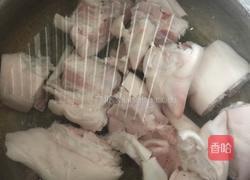 黄豆焖猪蹄的做法图解1