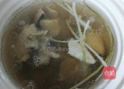 鲜味骨头汤粉干面的做法图解3