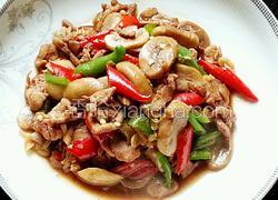 肉片双椒烧口蘑