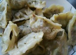 马蹄叶香菇粉丝油渣饺子